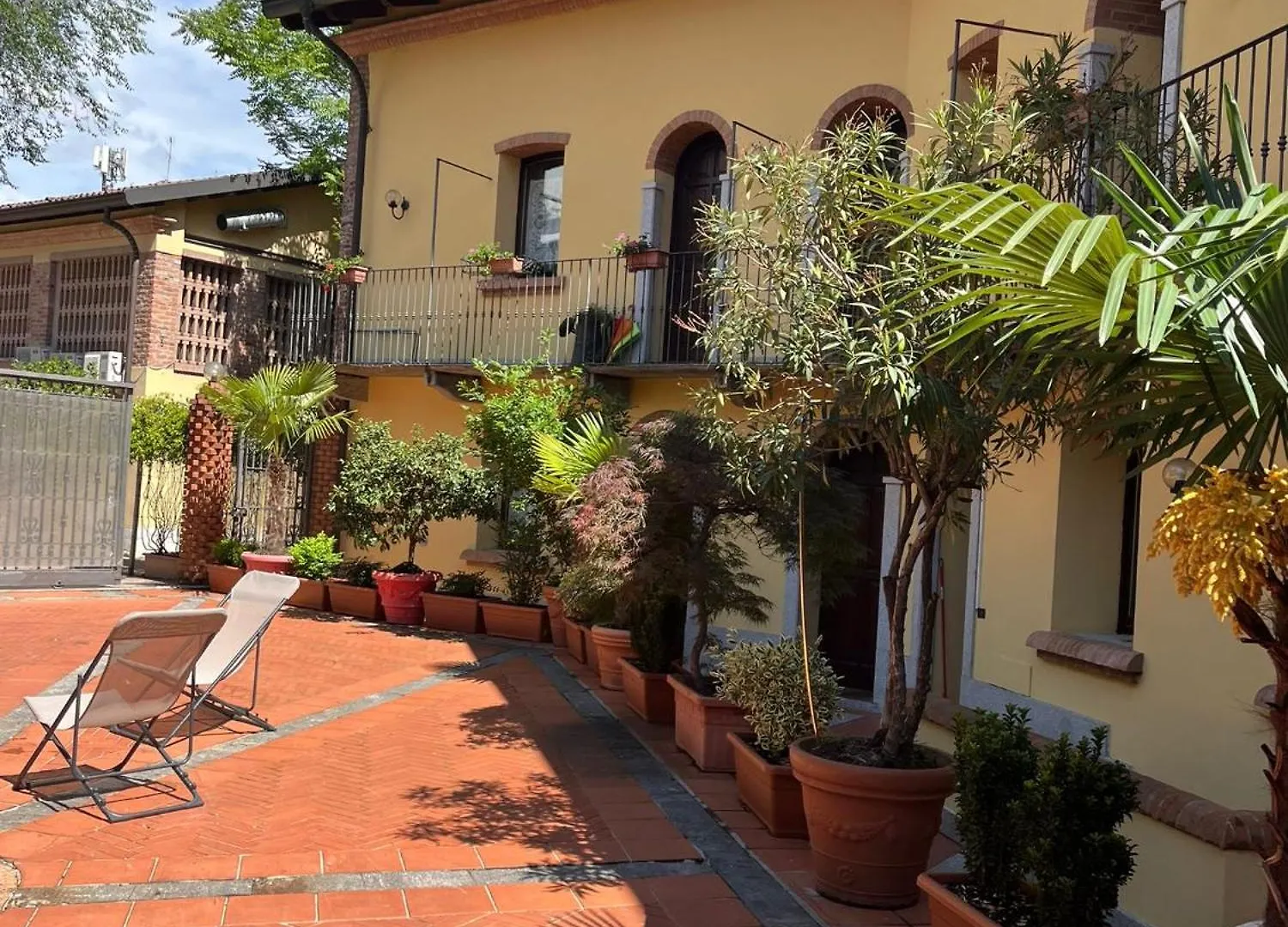 Monolocale Beatrice Abbadesse Guest House Milan